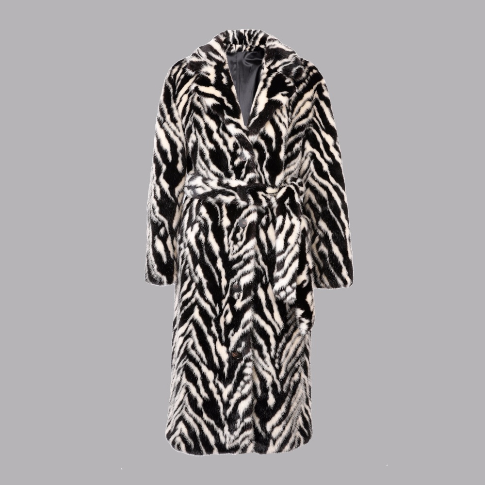 人造毛翻領(lǐng)長款外套